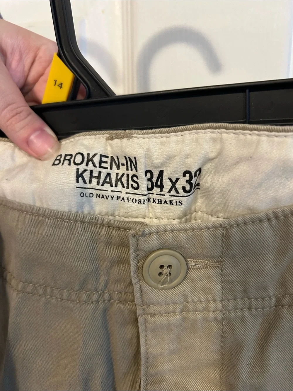 Old Navy Men's Khaki Straight Chino Tan Pants